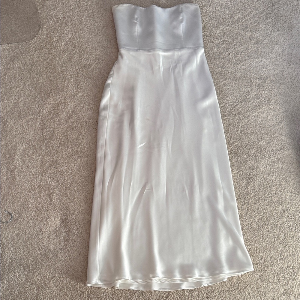 Park & Fifth Strapless Brodie White Dress - Picture 4 of 8